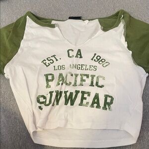 PacSun Green and White Graphic Crop Top